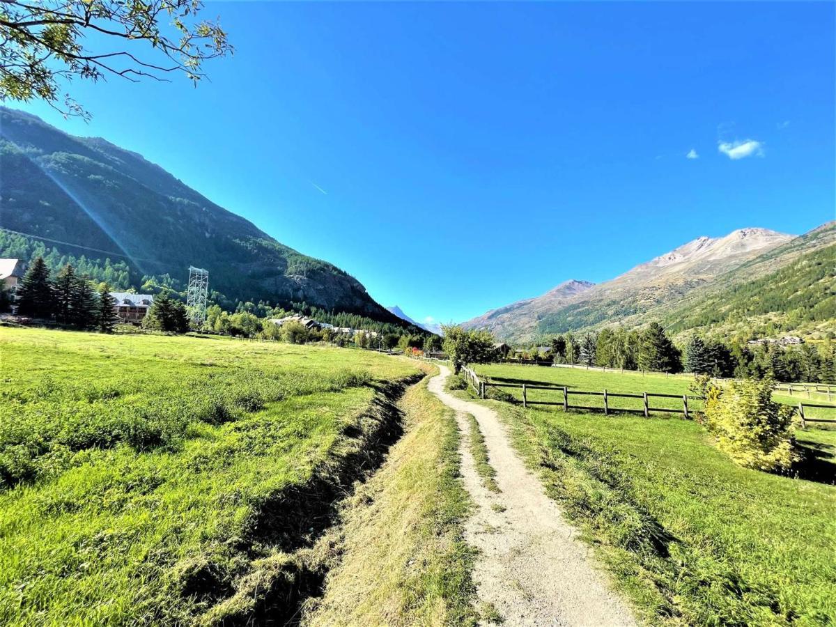 Appartement 3 Pieces, 6 Couchages A La Salle-Les-Alpes, Proche Pistes, Balcon Et Terrasse - Fr-1-330F-41 Serre Chevalier Kültér fotó